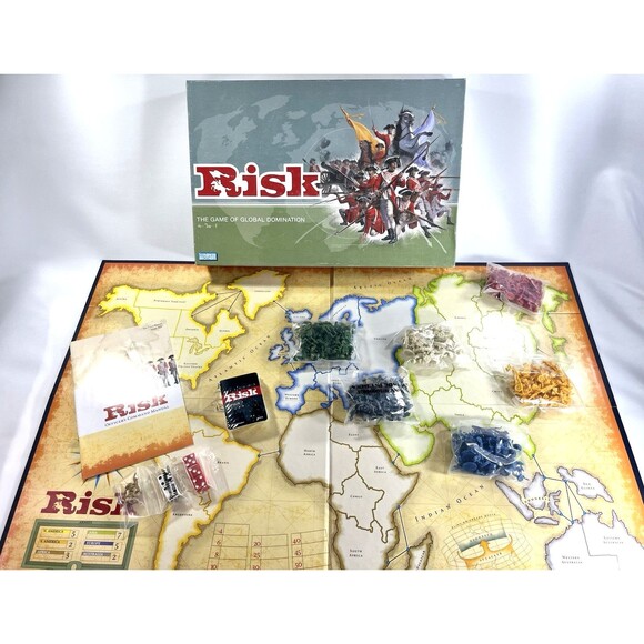 Risk The Game of Global Domination Golden Cavalry Token 2003 Open Box Unplayed - Picture 3 of 14